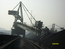 鞍鋼1600T（斜線(xiàn)）H斗輪取料機(jī).JPG